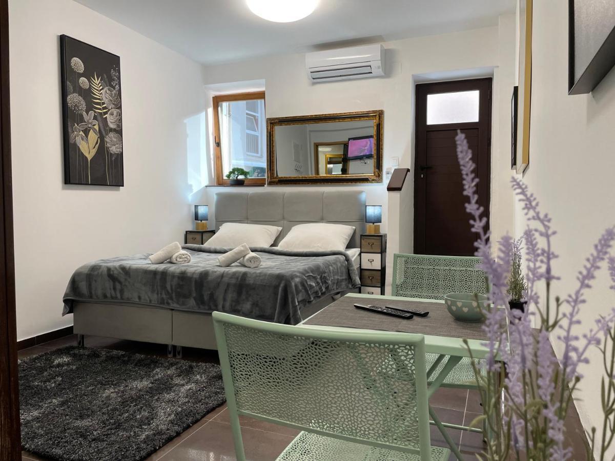 זאדאר Tequila Apartments (Adults Only) מראה חיצוני תמונה